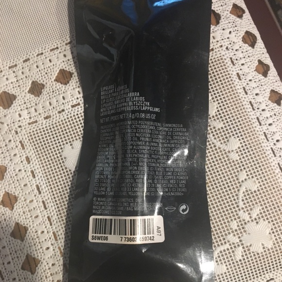 Makeup Bundle - Picture 7 of 11